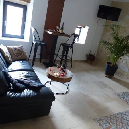 La Tour De Crieulon Holiday home